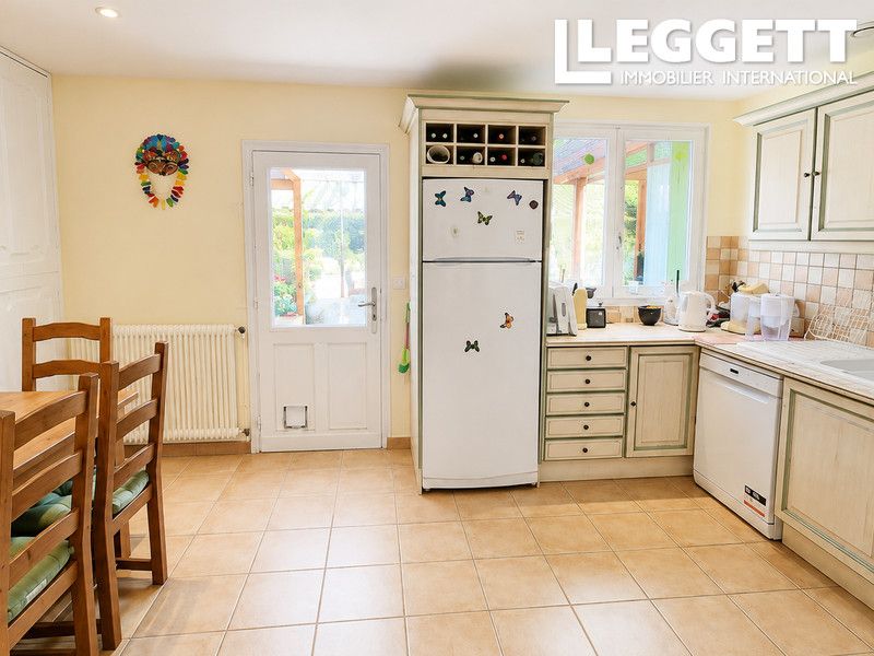 Property photo 3 of 10