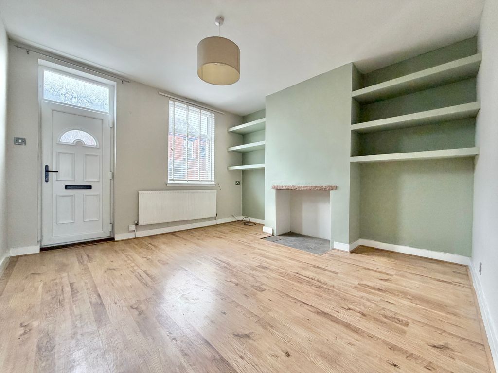 Property photo 2 of 12 Living Room