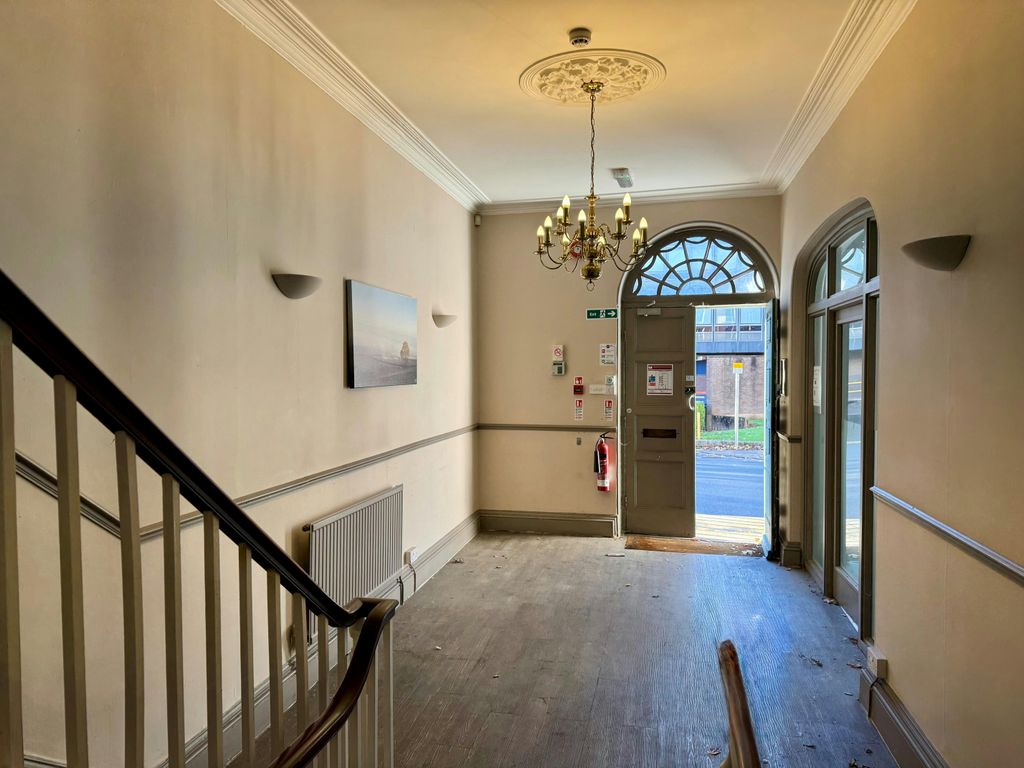 Property photo 3 of 7 16 The Crescent.Jpg