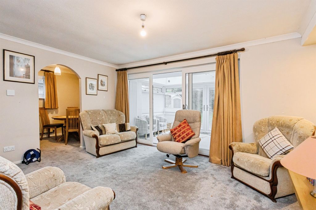 Property photo 3 of 18