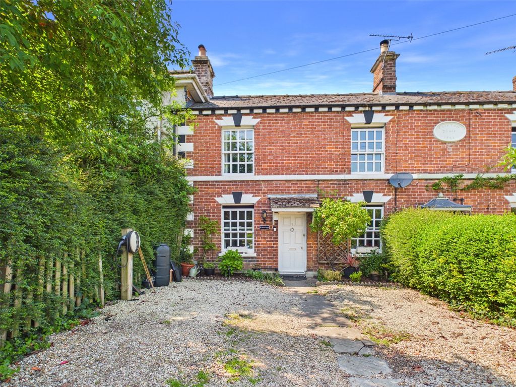 Property photo 1 of 10 Picture No. 02