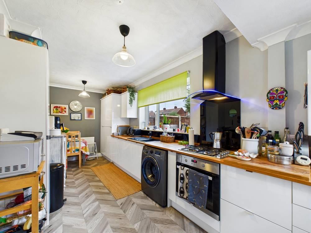 Property photo 3 of 25 Cam05488G0-Pr0095-Still017-Thumbnail-H750-70.Jpg