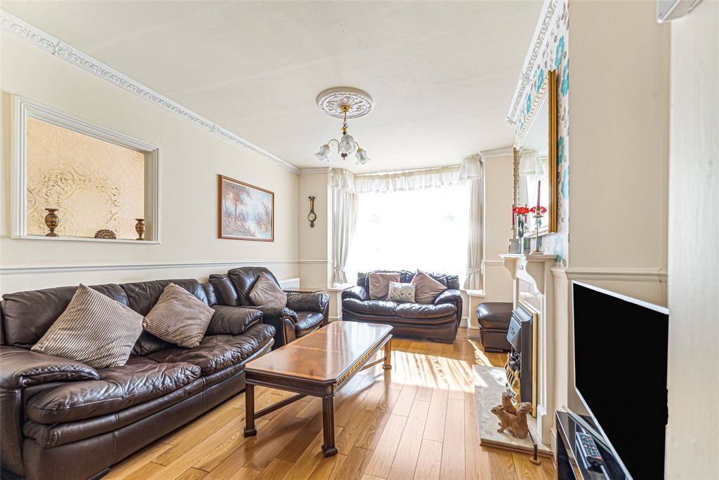 Property photo 3 of 23 Picture No. 10