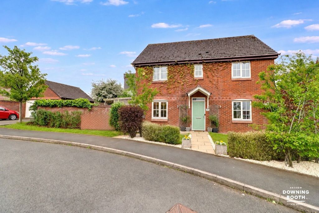Property photo 1 of 31