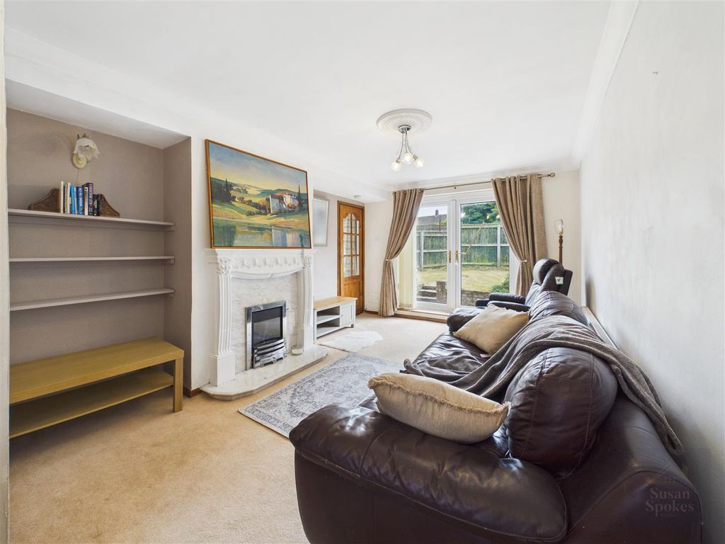Property photo 2 of 15 Cam01858G0-Pr0283-Still003.Jpg