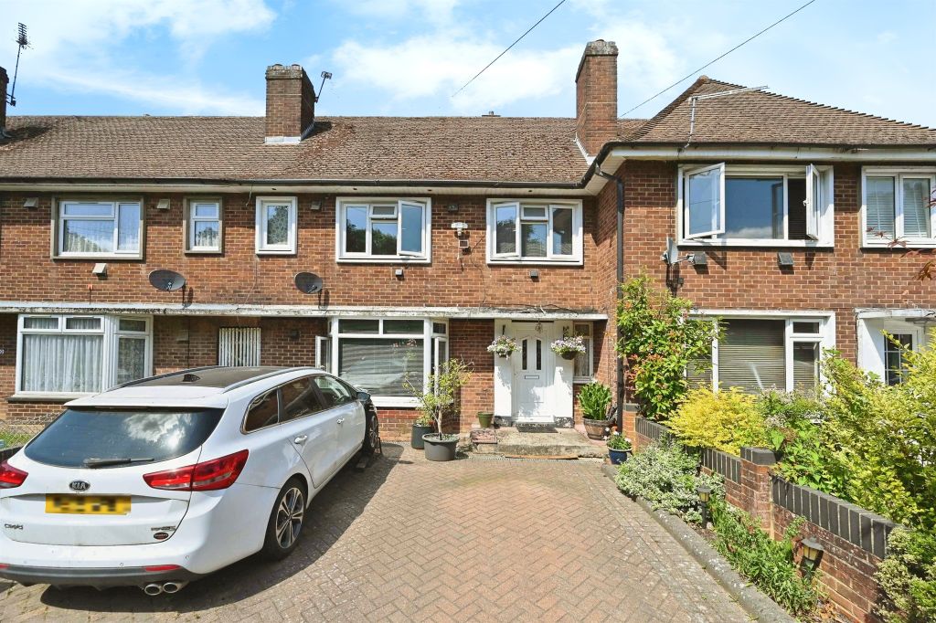 Property photo 1 of 17