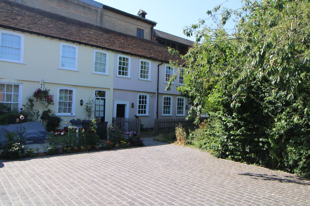 Property photo 1 of 12 Img_9000