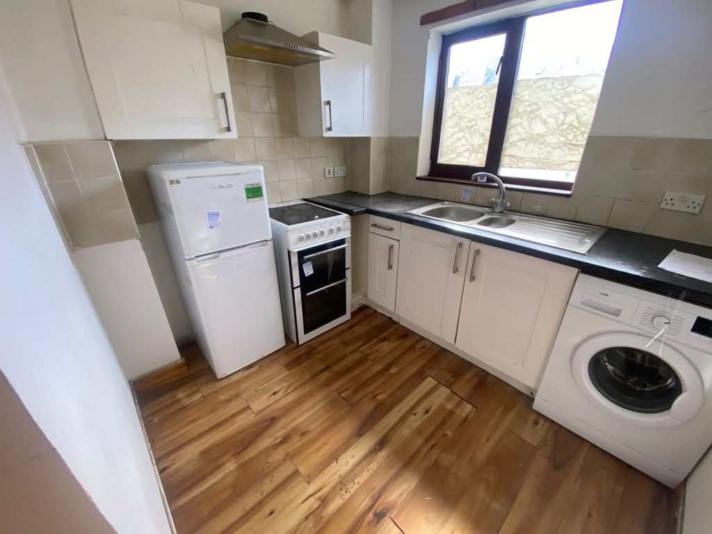 Property photo 3 of 6 4.Jpeg