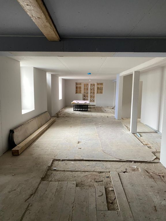 Property photo 2 of 3