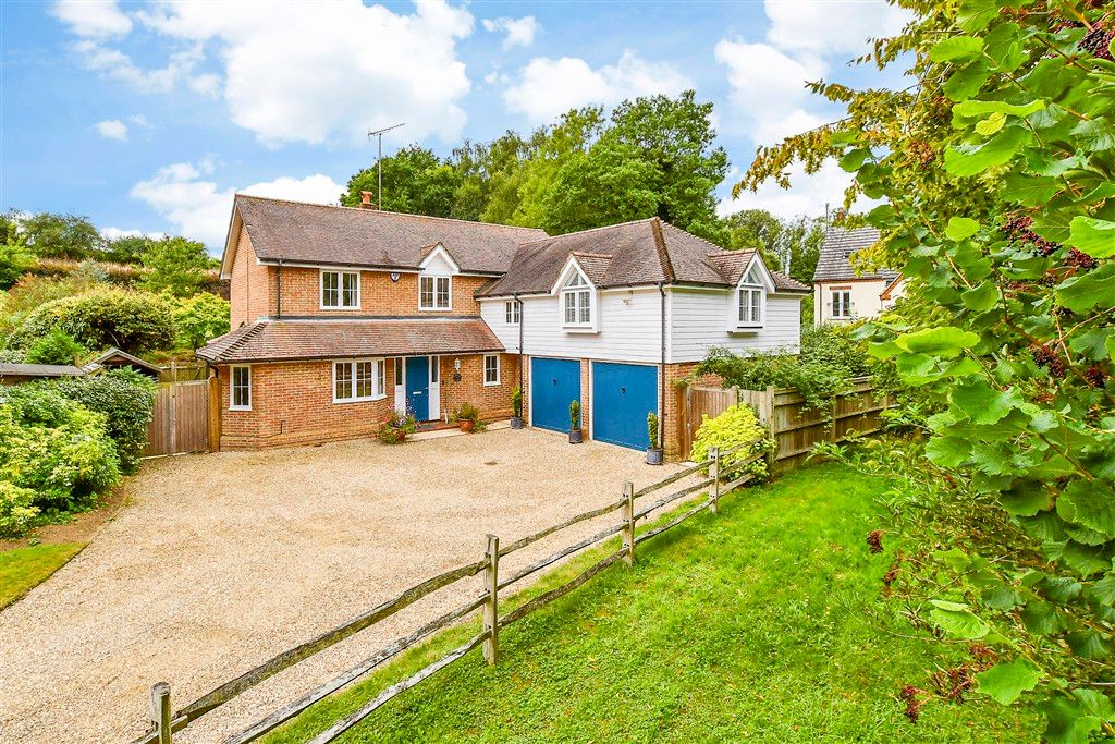 Property photo 1 of 4 External (Brochure)