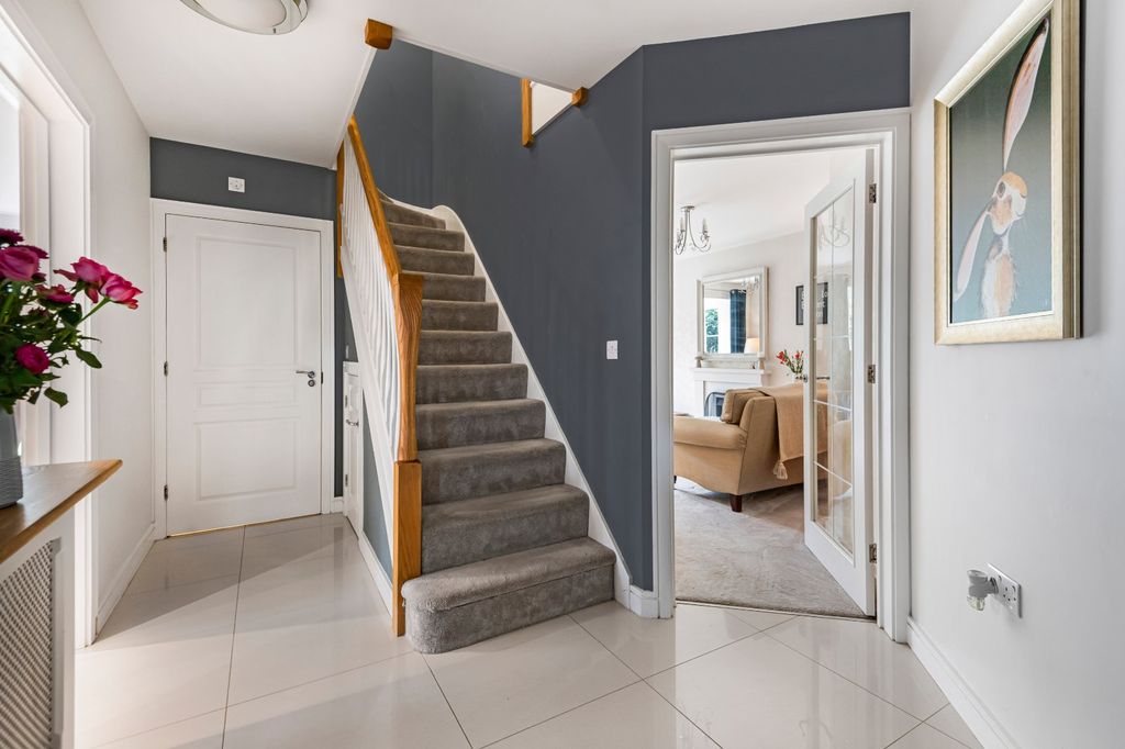 Property photo 3 of 27 Picture No. 19