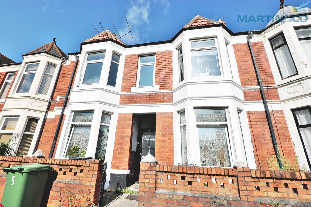Property photo 1 of 13