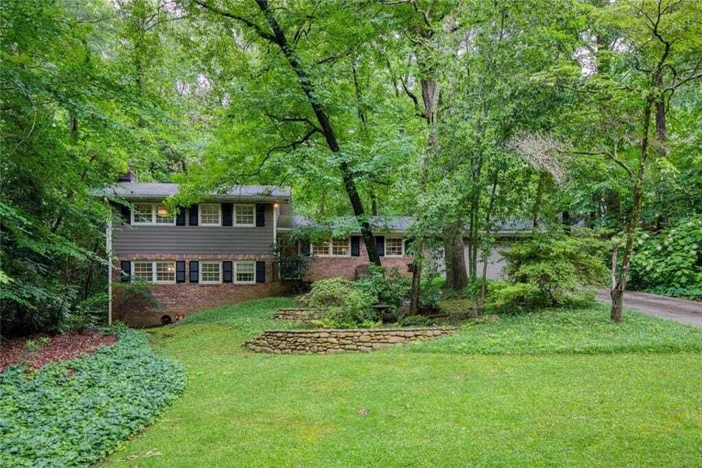 Property photo 1 of 28