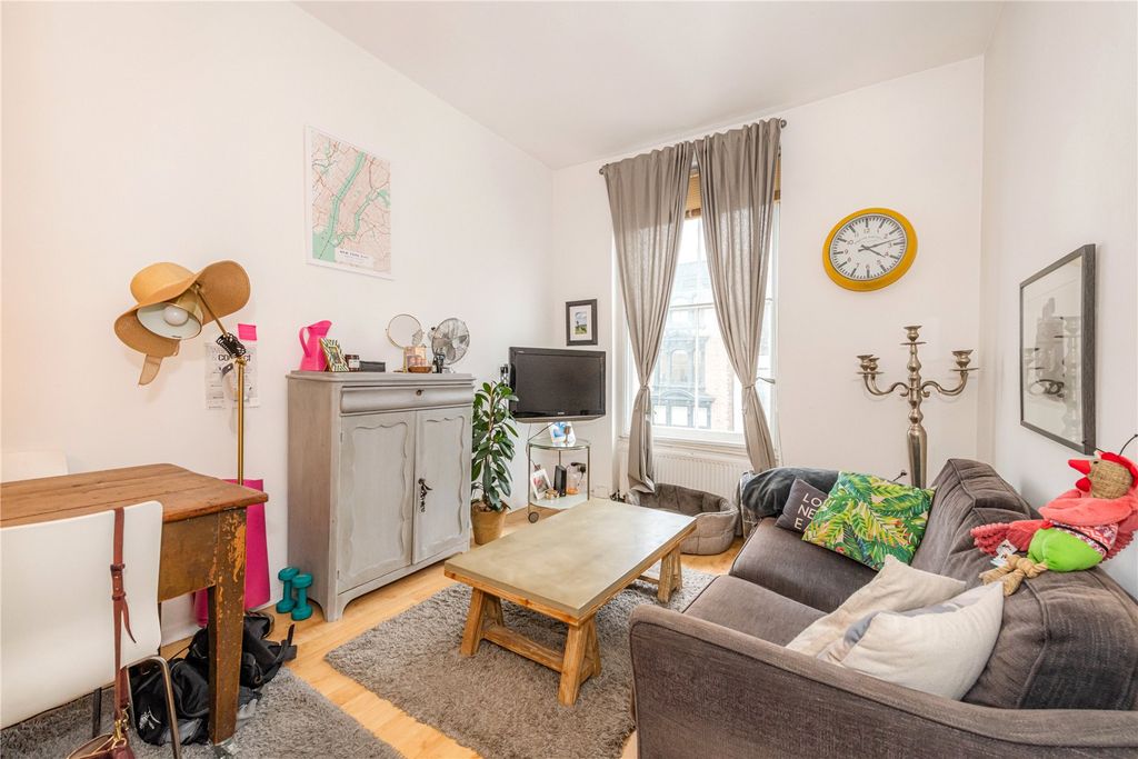 Property photo 1 of 8 Picture No. 06