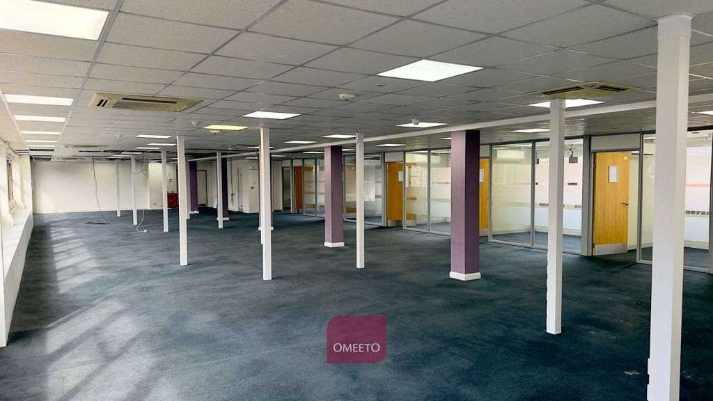 Property photo 2 of 10 Office To Let