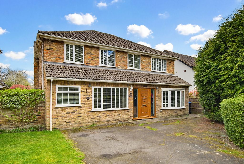 Property photo 1 of 26