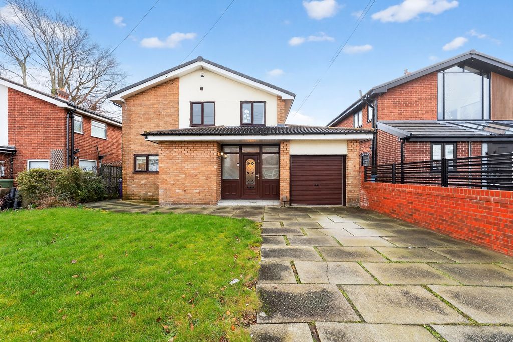 Property photo 1 of 19 Front