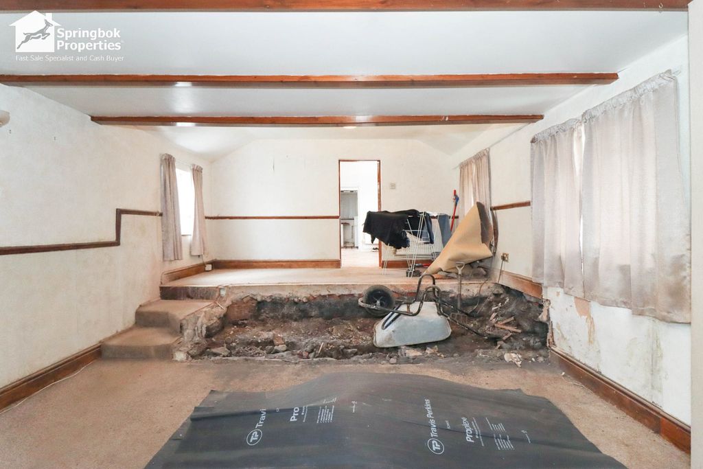 Property photo 2 of 14 Image 1