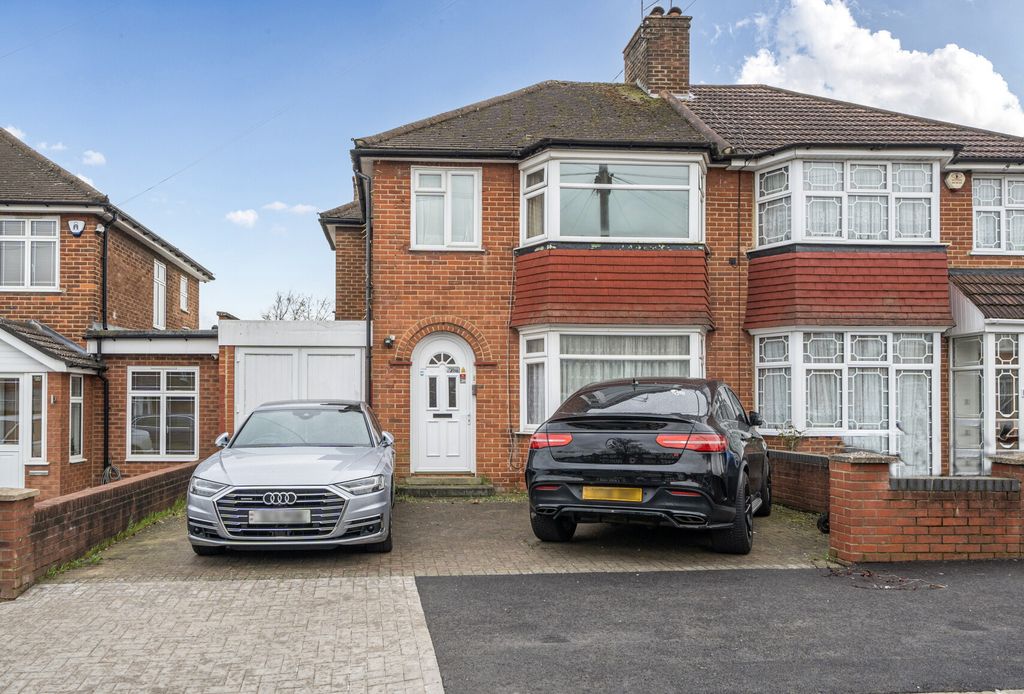 Property photo 2 of 11 1429278-17-69B2Ed...