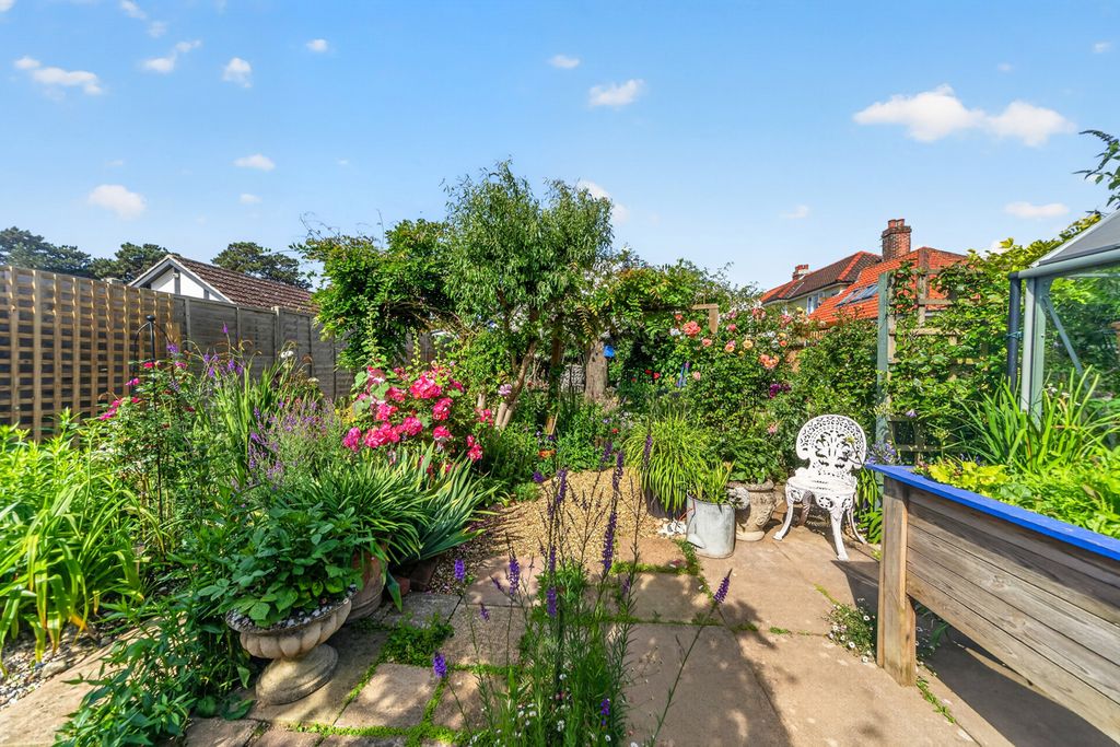 Property photo 3 of 30 Pbox-Img.Jpg