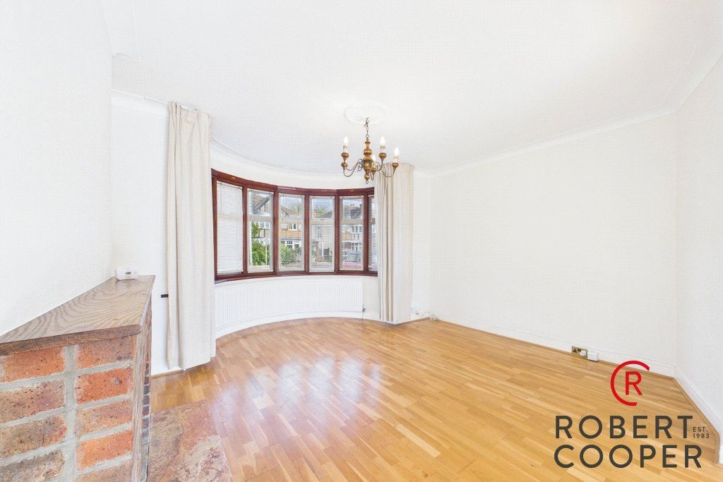 Property photo 3 of 18 Picture No. 01