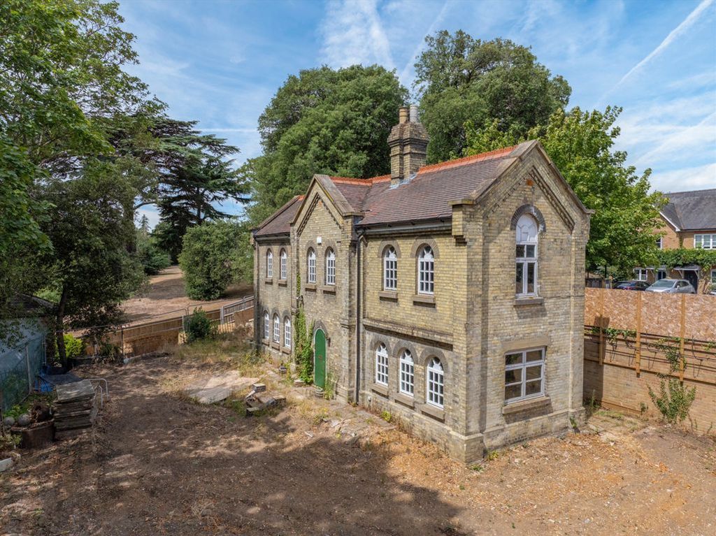 Property photo 1 of 4