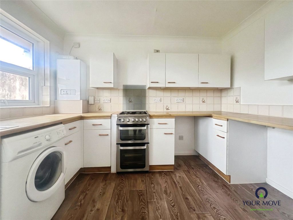 Property photo 2 of 10 Picture No. 05