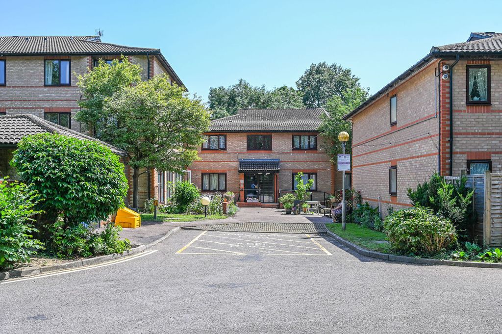 Property photo 1 of 7