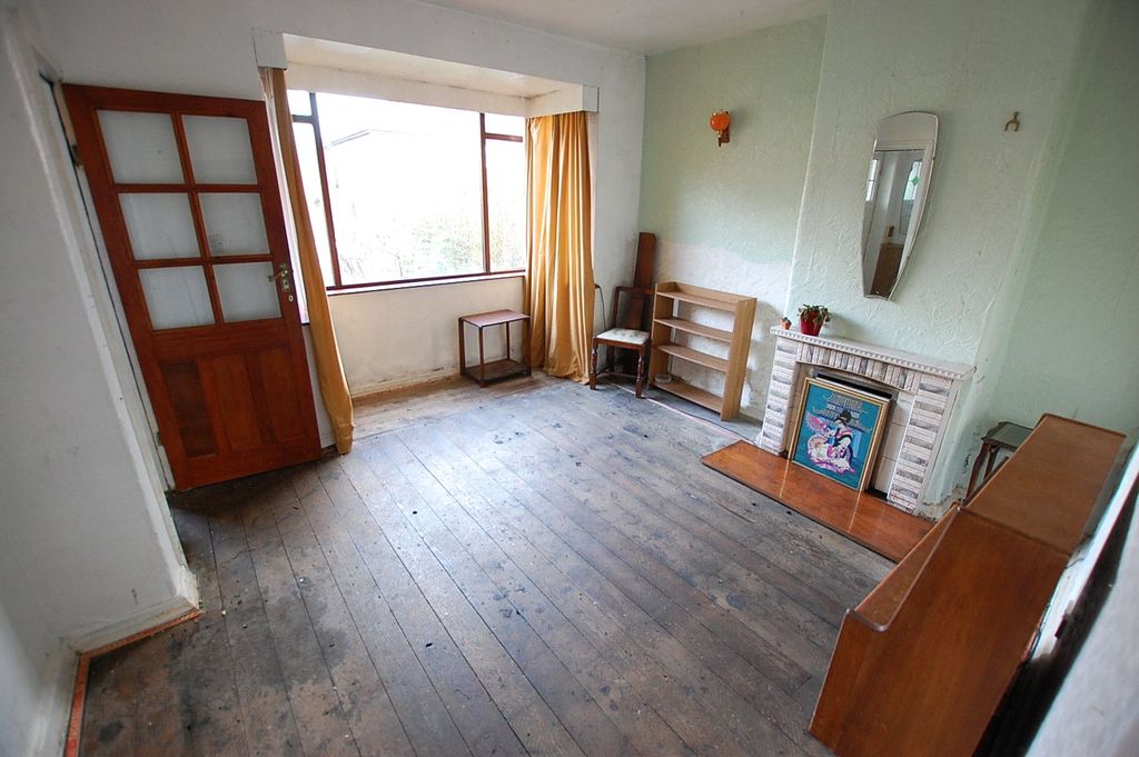 Property photo 2 of 15 Picture No. 01