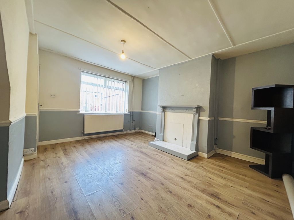 Property photo 2 of 10 Img_1029