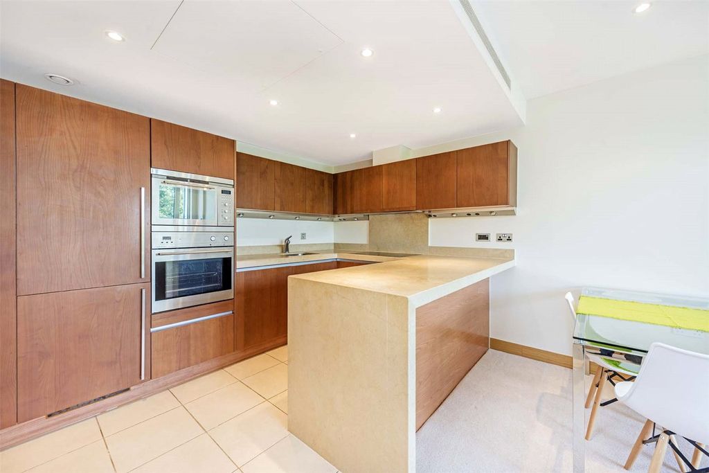 Property photo 2 of 15 Picture No. 08