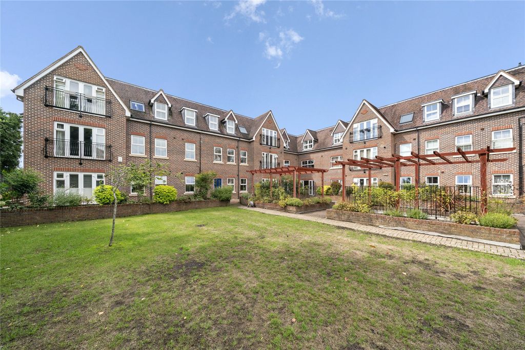 Property photo 1 of 14 Picture No. 02