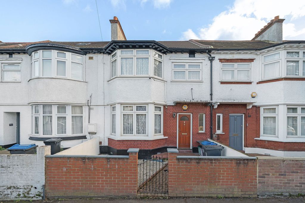 Property photo 1 of 19