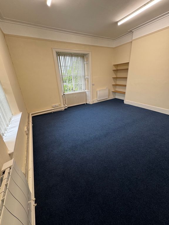 Property photo 2 of 3