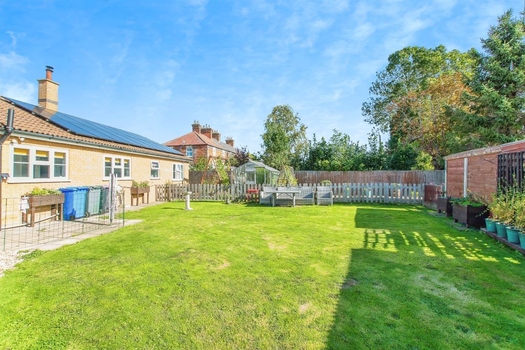 Property photo 3 of 16