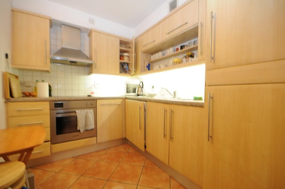 Property photo 3 of 13 Kitchen