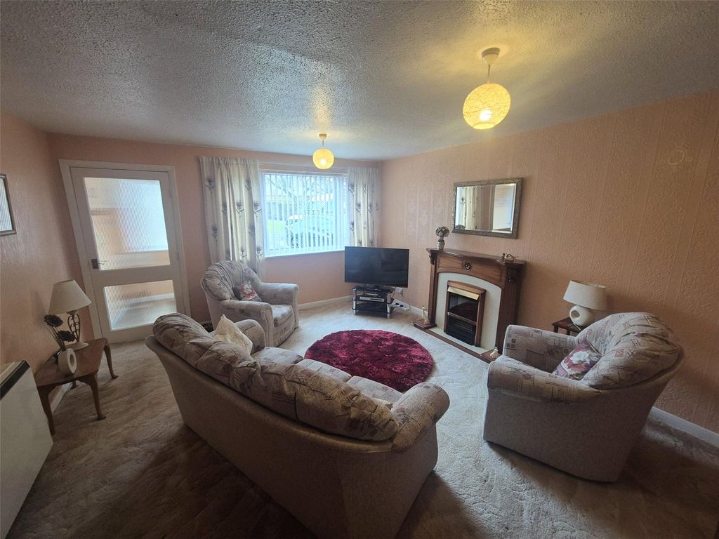 Property photo 3 of 13 Picture No. 06