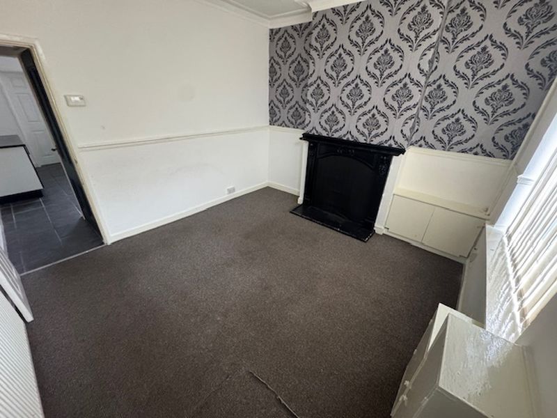 Property photo 3 of 16 Front Reception Room