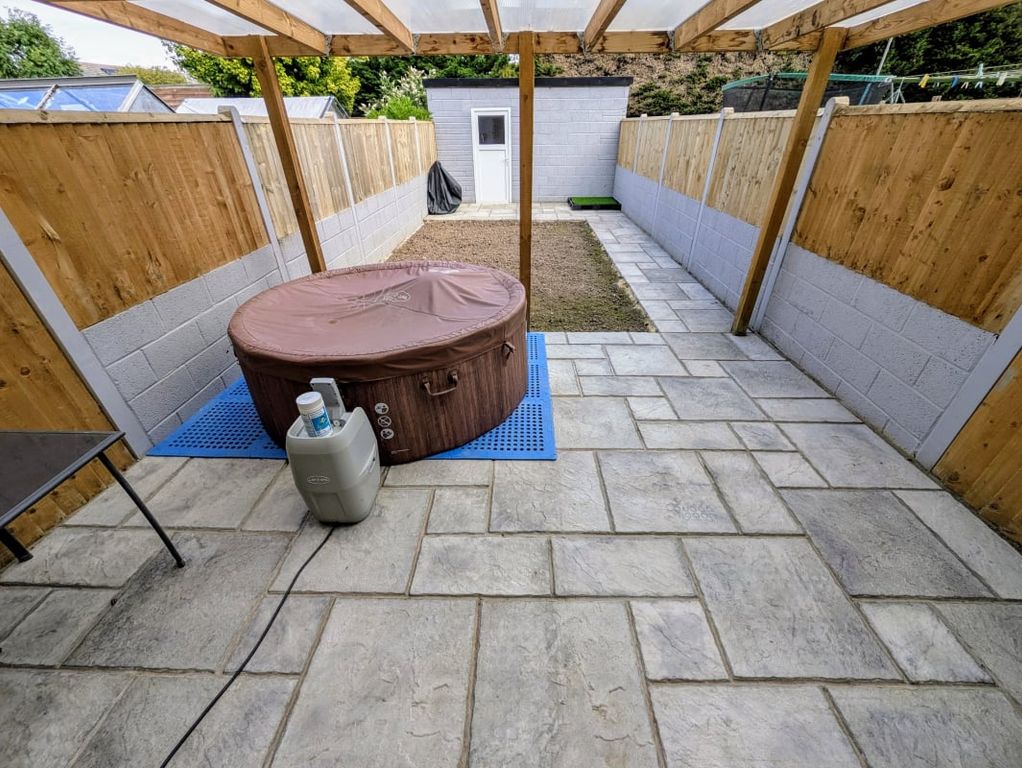 Property photo 2 of 10