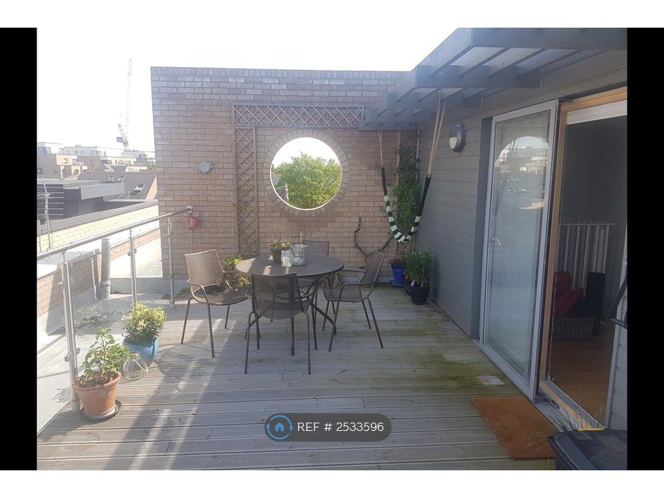 Property photo 2 of 8 Terrace