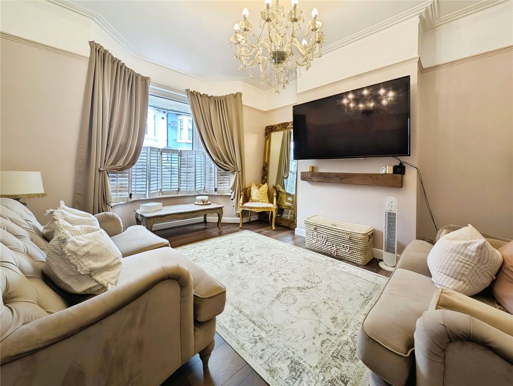 Property photo 2 of 17 Picture No. 29