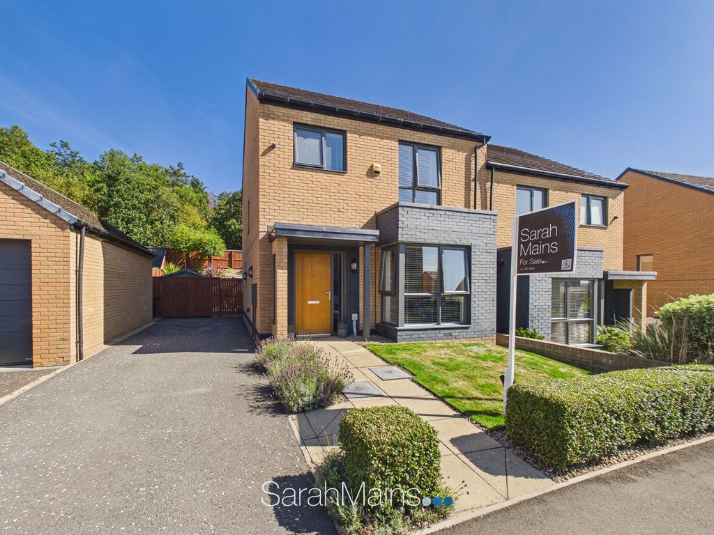 Property photo 1 of 15 External