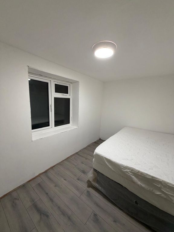 Property photo 1 of 3