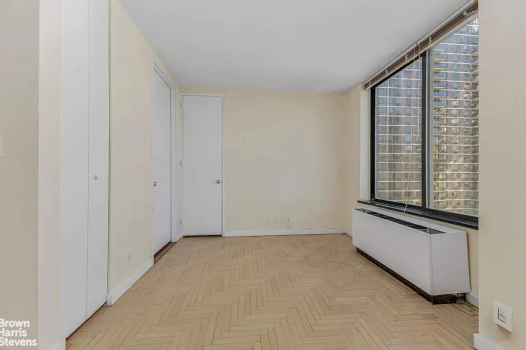 Property photo 3 of 9 <Alttext/>