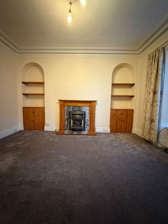 Property photo 3 of 9 Photo 3