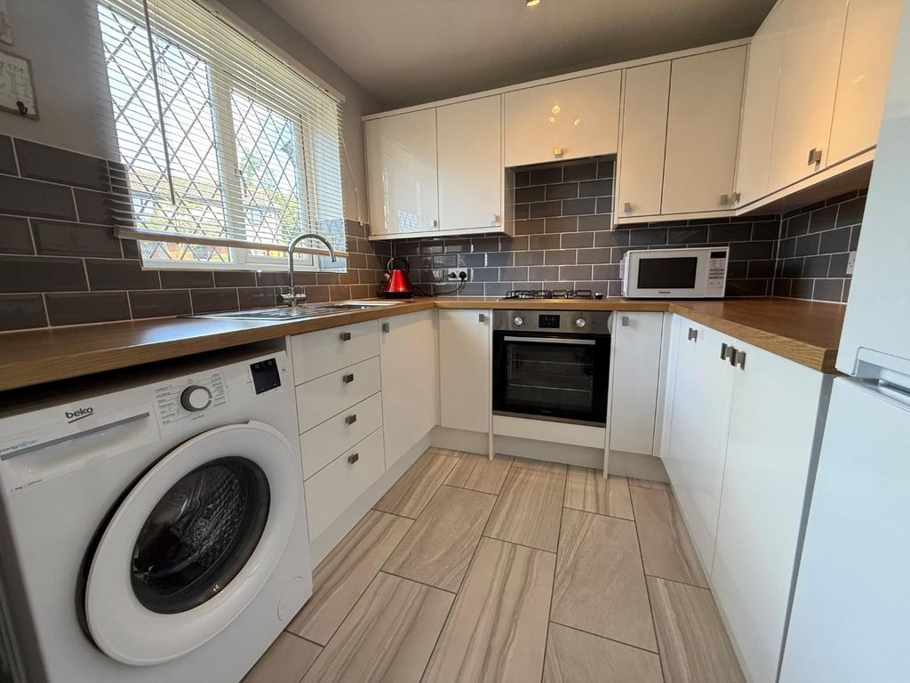 Property photo 2 of 12 2.Jpg