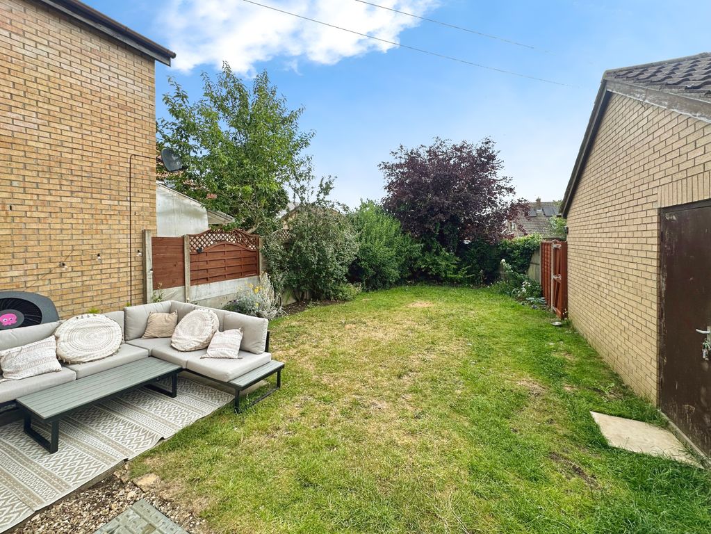 Property photo 2 of 12 Rear Garden
