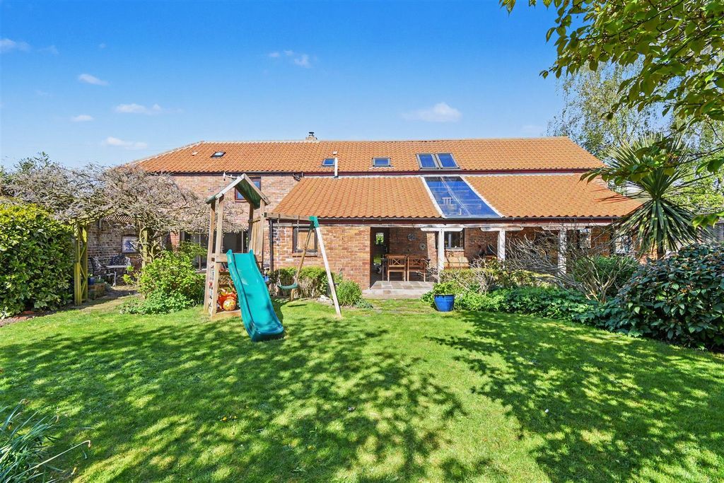 Additional image 5 of 5 bed detached house for saleNew Road, Worlaby, Brigg DN20
