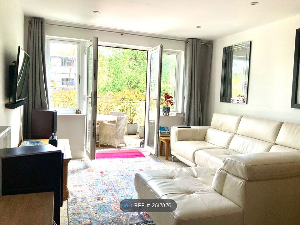 Property photo 2 of 18 Open Plan Living Room