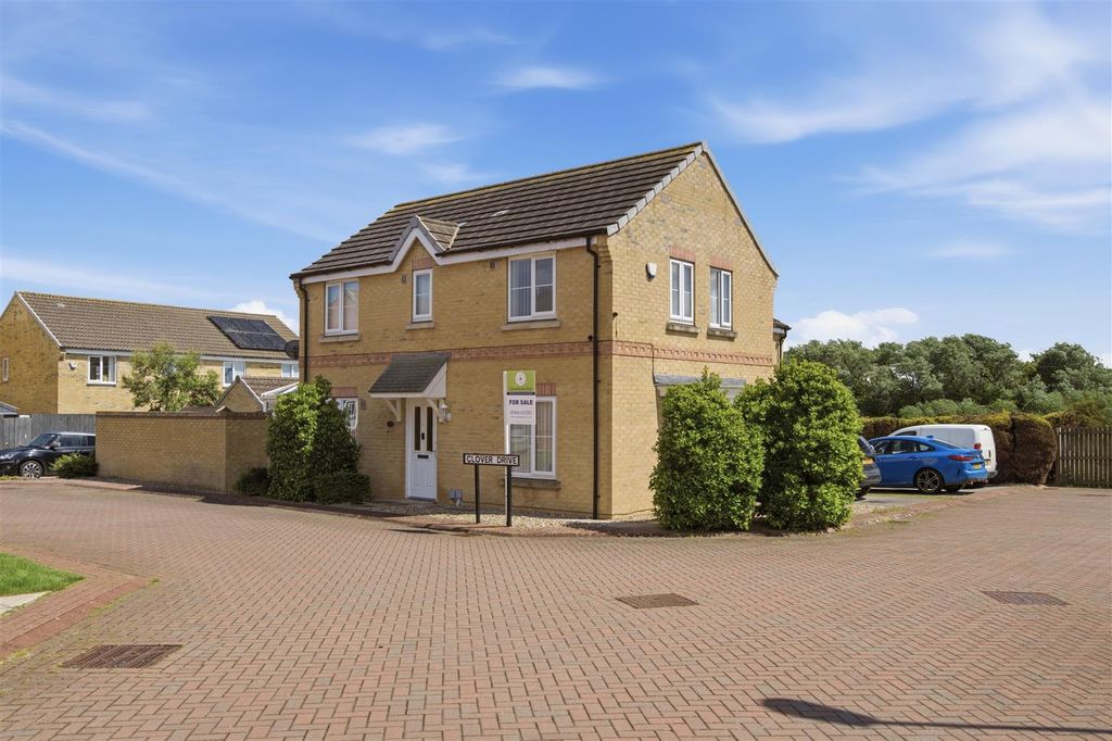 Property photo 1 of 35